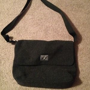 Lucky brand messenger bag