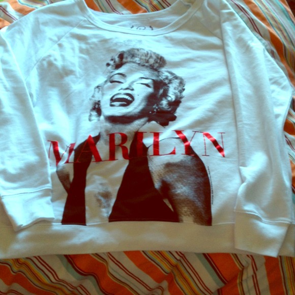 Marilyn Monroe Lightweight Sweater