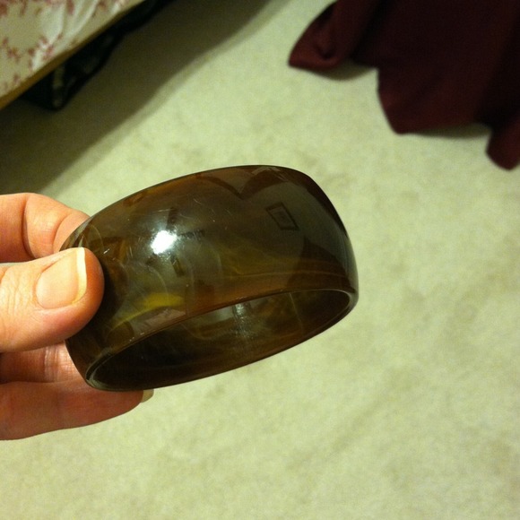 Brown plastic solid bracelet