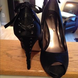 RESERVED @wizawe--BCBG black satin peep toe size 8