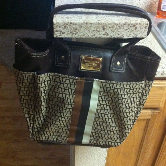Tommy Hilfiger ❤❤❤Trade❤❤❤for @dobson_dana