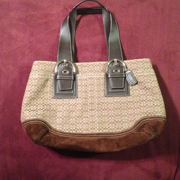 Authentic Coach Handbag - Picture 1 of 4