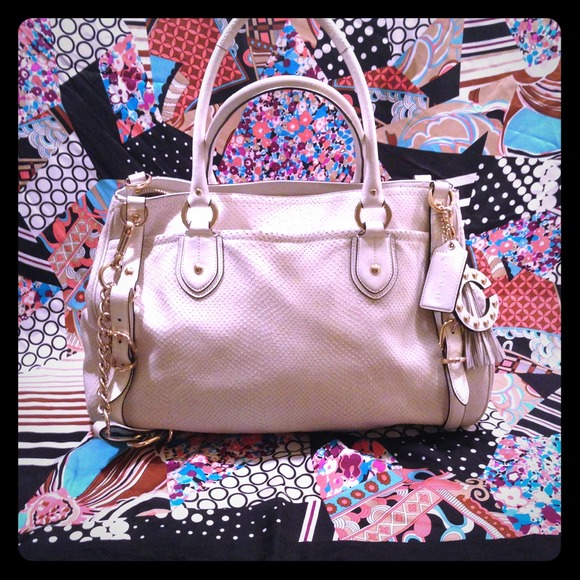 RESERVED: Authentic Coach limited edition purse