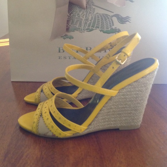 Burberry yellow/tan 4" wedge sandals - Picture 3 of 4