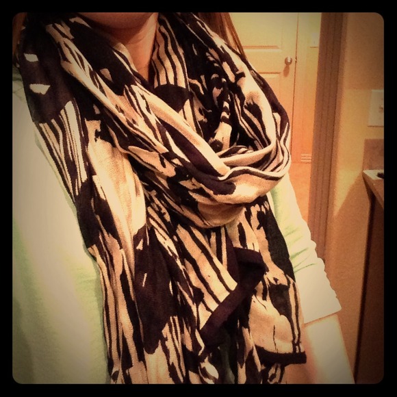 Black Tan Scarf