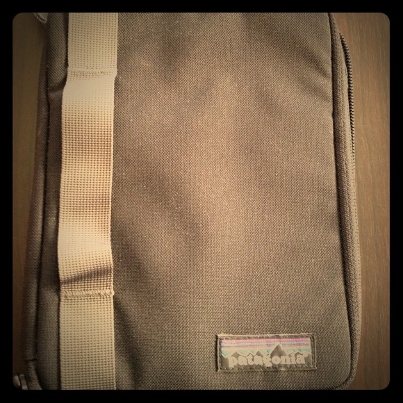 Patagonia kindle case