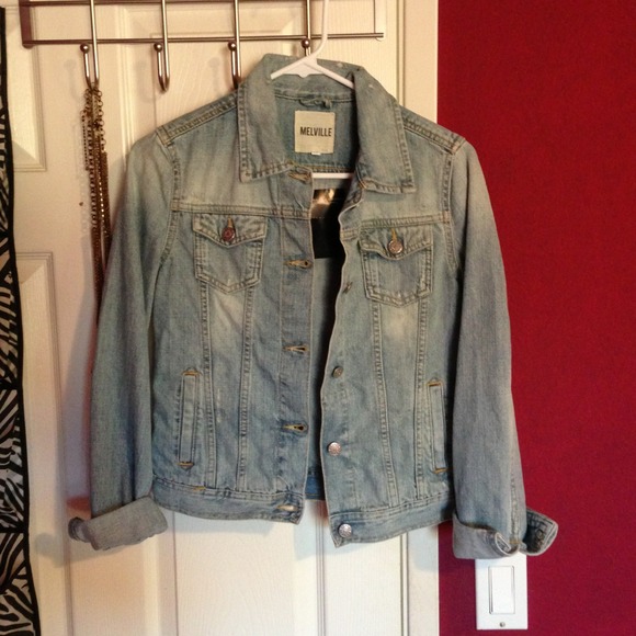 Brandy Melville Outerwear - Brandy Melville denim jacket