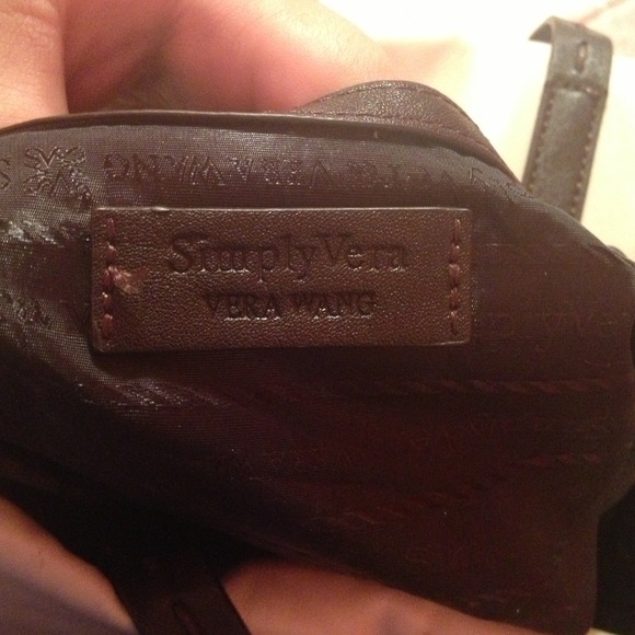 Simply Vera by Vera Wang bag - Picture 4 of 4