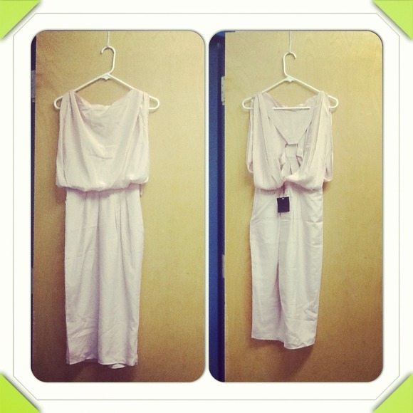 ASOS Dresses & Skirts - Beautiful dress