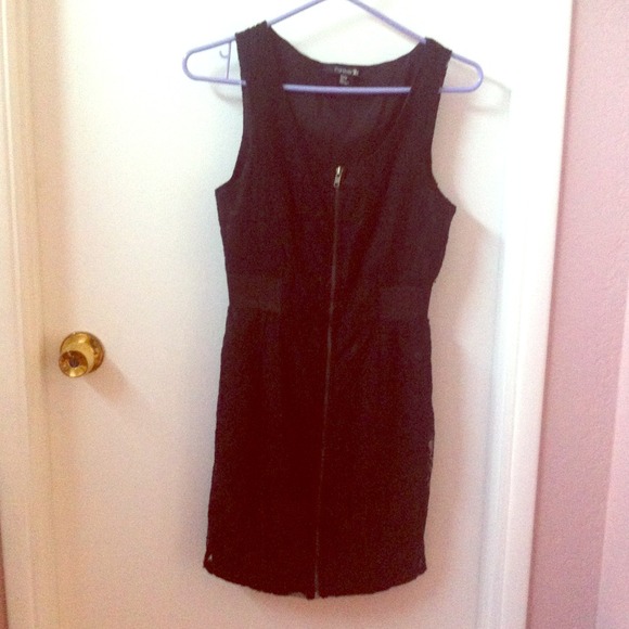 ❌RESERVED❌ Black Lace Zipper Dress