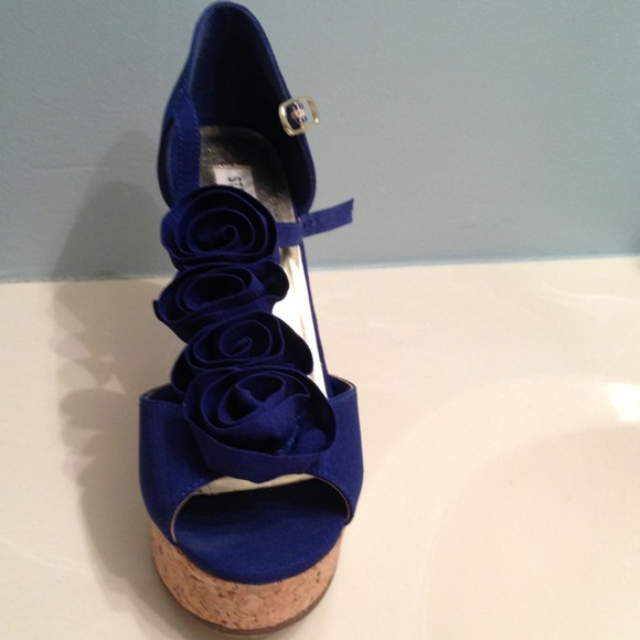 RESERVED-Steve Madden Platforms