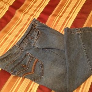 Bandolino Jean Capris