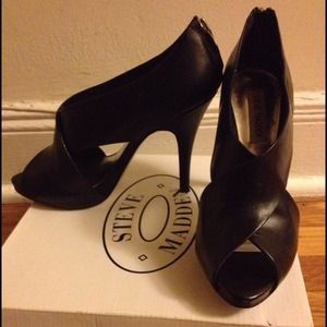 SM Heels & Tahari Flats BUNDLE for valeriarader