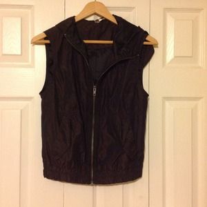 Hooded Vest 100% polyester