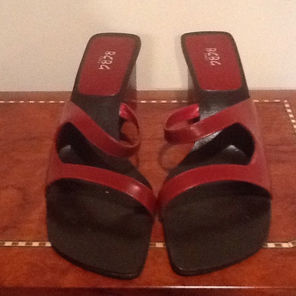 Red sandals - Picture 2 of 2