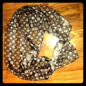 Fancy LV Scarf!!!!!✨✨✨🌟
