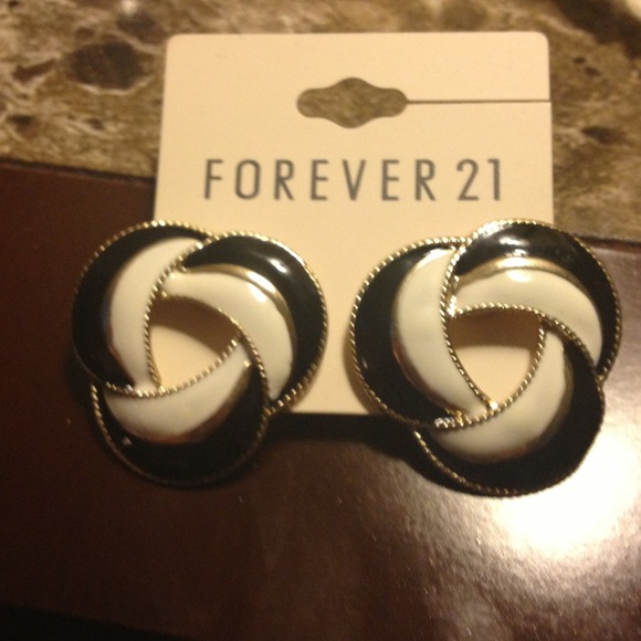 New Fashion earrings!!!