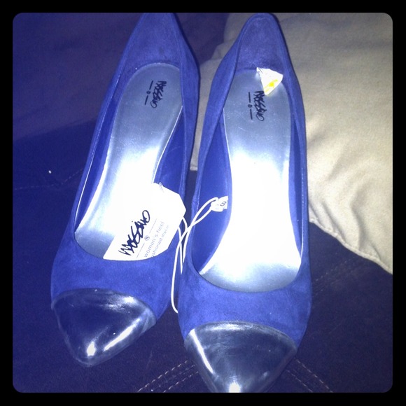 High heels shoes