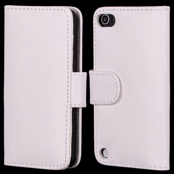 White Smooth Wallet Card Case for iPod Touch 5