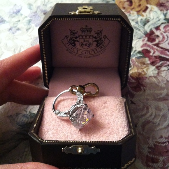 ❌SOLD❌BRAND NEW Juicy Couture Ring Charm