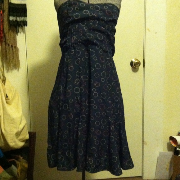 **MUST GO** Dark blue strapless dress