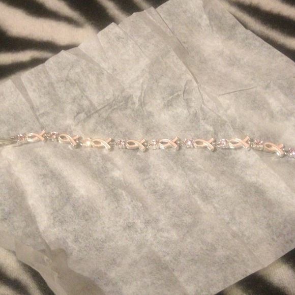 *****Sold*****Avon Breast Cancer Crusade Tennis