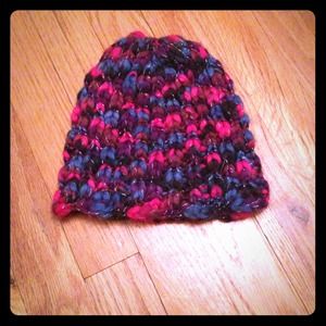 New York and company beanie