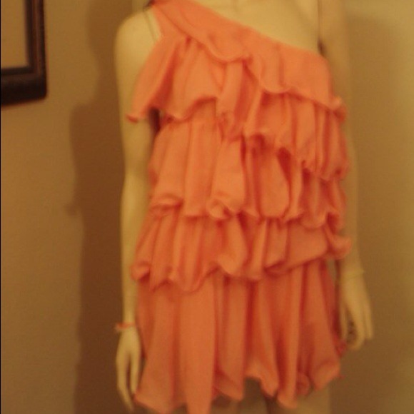 Dresses & Skirts - Gorgeous pink dress