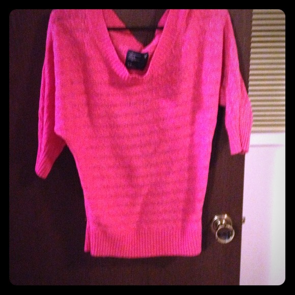 Off the shoulder American eagle 3/4 sleeve sweater