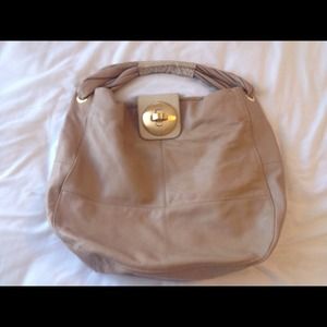 Vince Camuto purse bag slouch tan hobo gold leathe