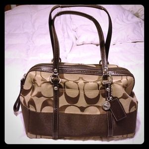 *REDUCED* Coach Stripe Signature Zip Satchel Bag