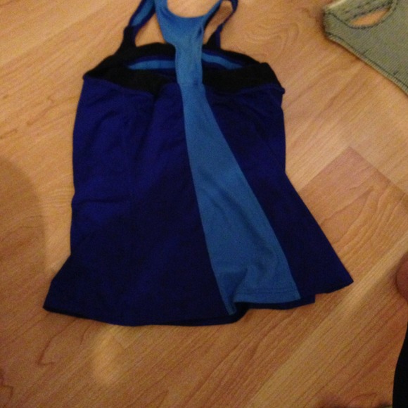 ❌BUNDLED❌Nike dri fit razor back - Picture 2 of 3