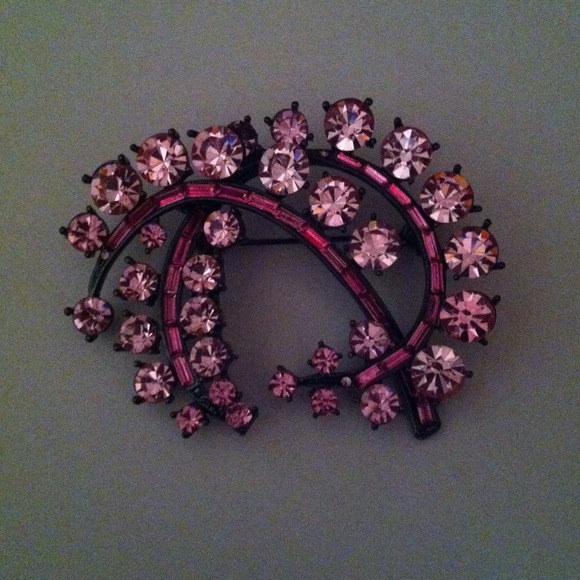 Pink rhinestone pin