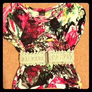 Floral Daytrip crop top