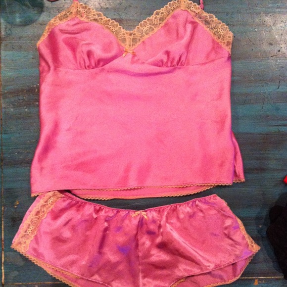 SOLD!!! Victoria secret sexy sleep set. Perfect!