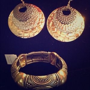 3 tone bracelet and earring set