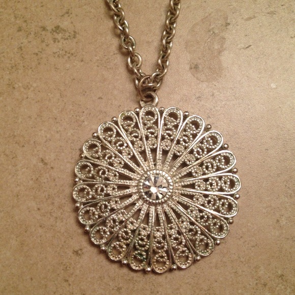 Flashy but simple!! - Picture 1 of 2