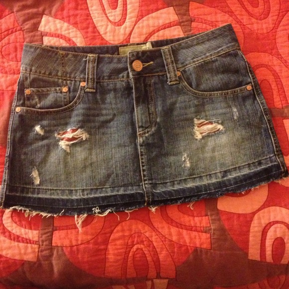 Distressed denim American Rag mini skirt.