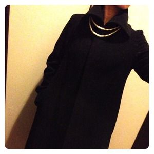 ⛔️Bundled⛔️DKNY very very black cloak like coat