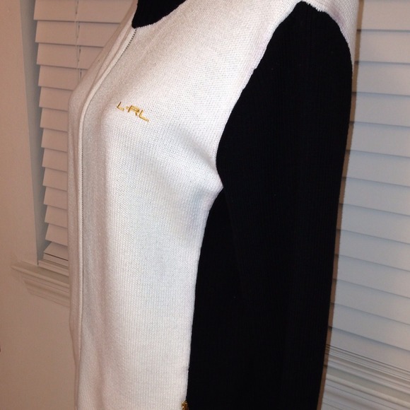 ***SOLD*** In a bundle - Picture 3 of 4