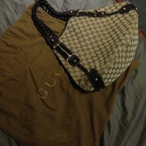 🌟SOLD🌟 💯 Authentic Gucci monogram Pelham tote.