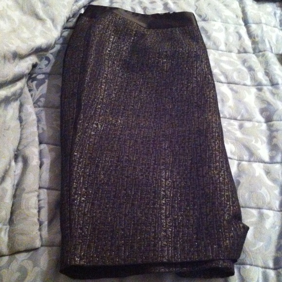 Dress skirt black with silver goes up to the knee