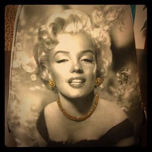 💞Gorgeous Marilyn Monroe Bag/ Backpack💞