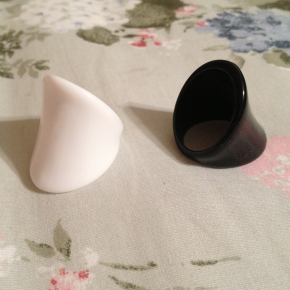 ⭕HOLD⭕ Ring Bundle