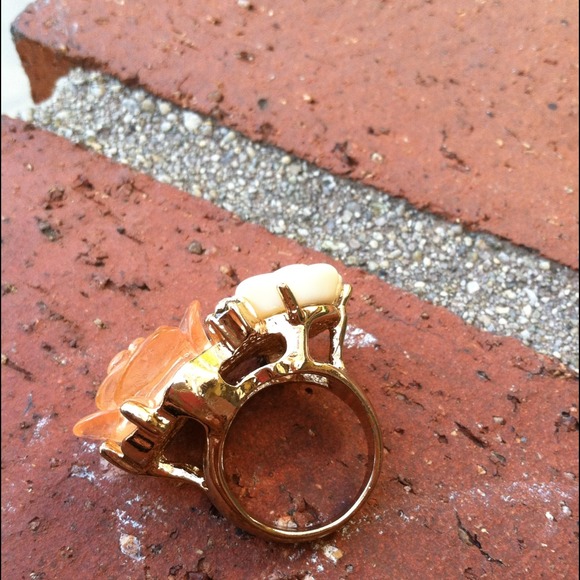 💰sold💰Floral ring. 🌸 - Picture 2 of 3