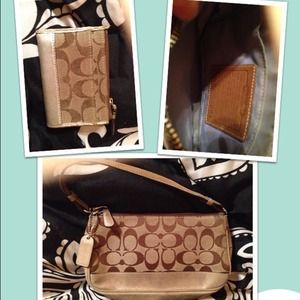 Coach small purse-signature