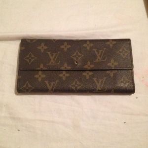 DNT have the handbag to go wit it