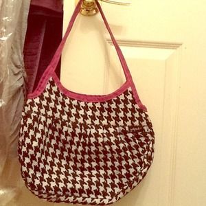 houndstooth yakpak purse :)
