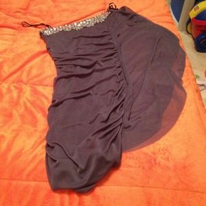 One shoulder fitted grey dress