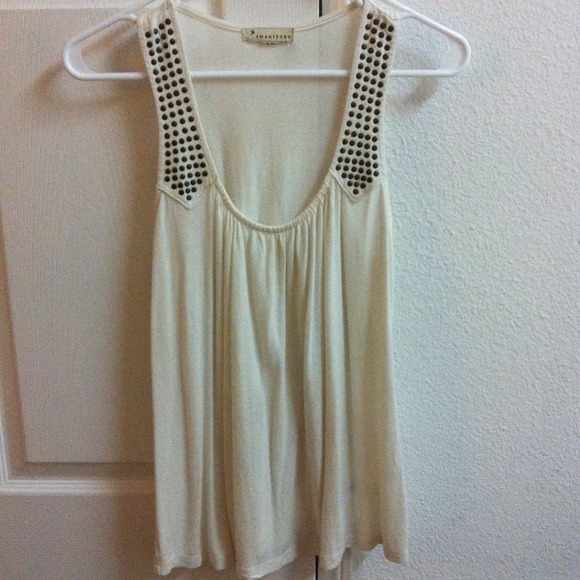 Flowy top